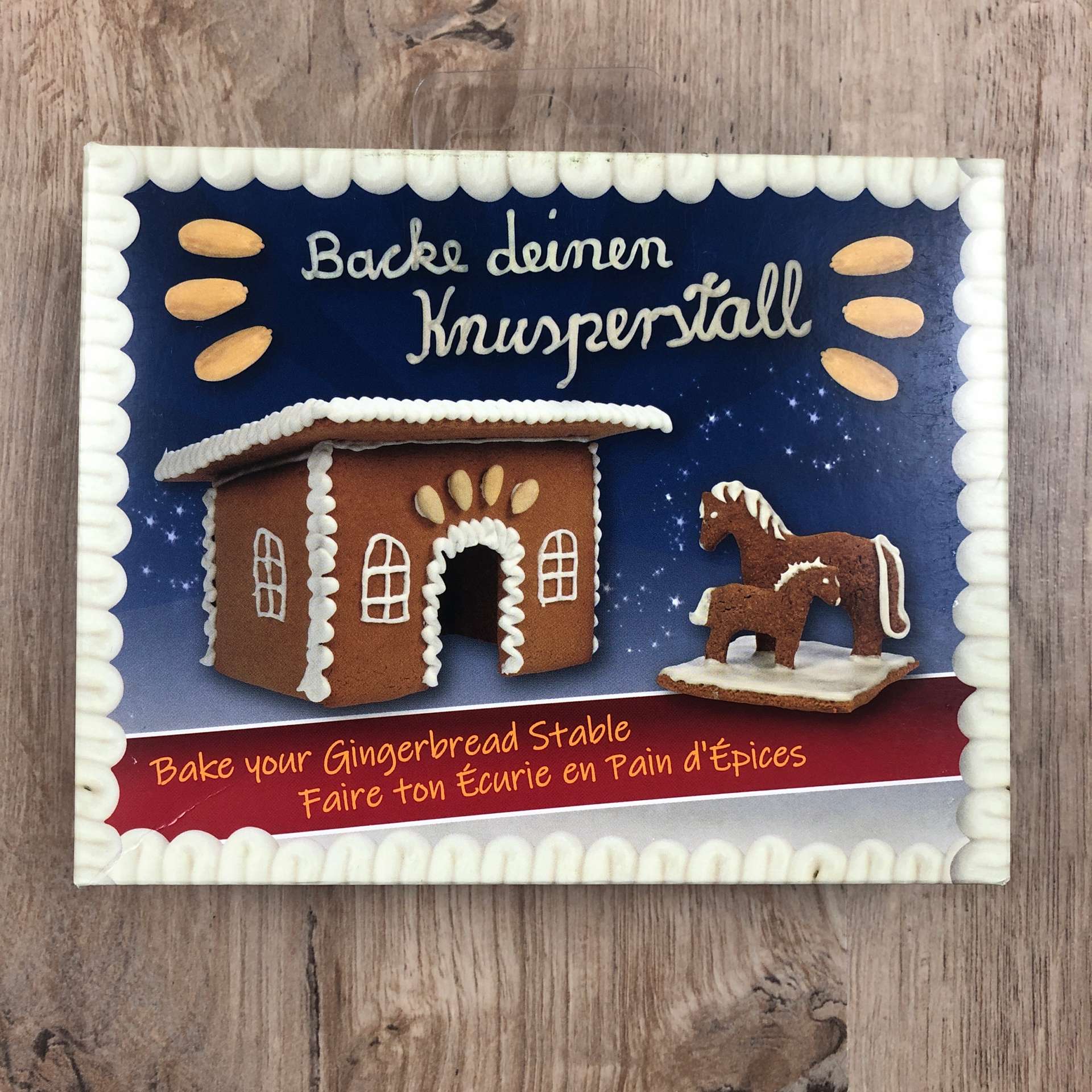Backe deinen Knusperstall (Ausstecher, Rezept & Schnittmuster)