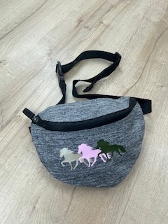 Bauchtaschen mit Isi-Aufdruck (versch. Varianten)