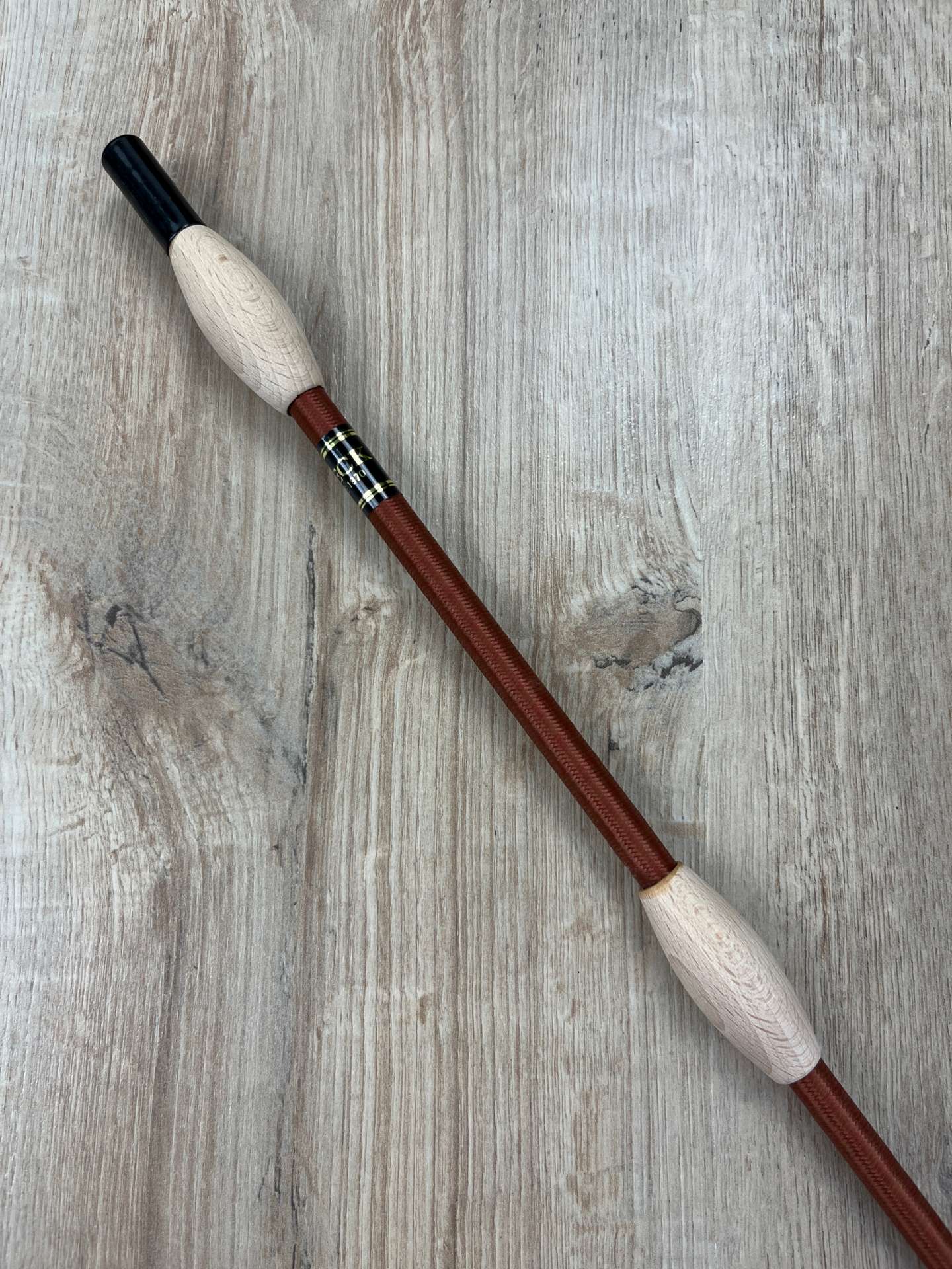 Fleck Balance Gerte caramel mit Naturholz-Knubbeln