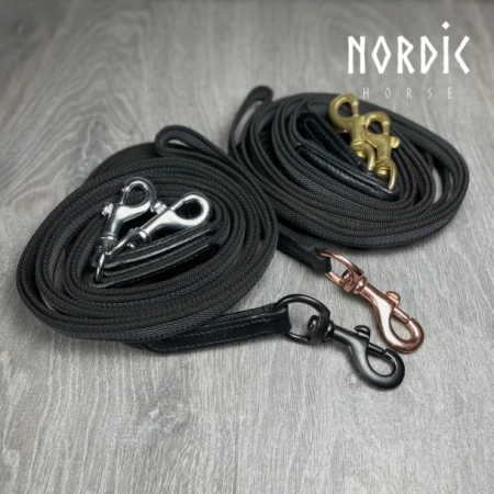 Nordic Horse Gurtzügel OHNE Stege, schwarz mit Karabiner Messing o. Chrom