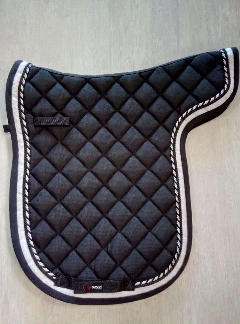 Satteldecke Island Catago schwarz mit 2 Kordeln und weißem Band