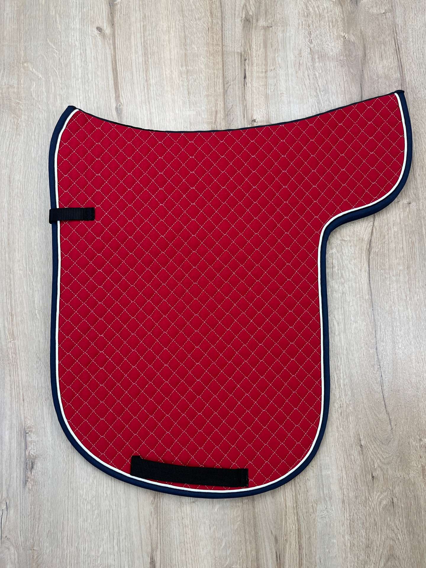 IMG_3946 Satteldecke Island rot Biese weiß Einfass marine