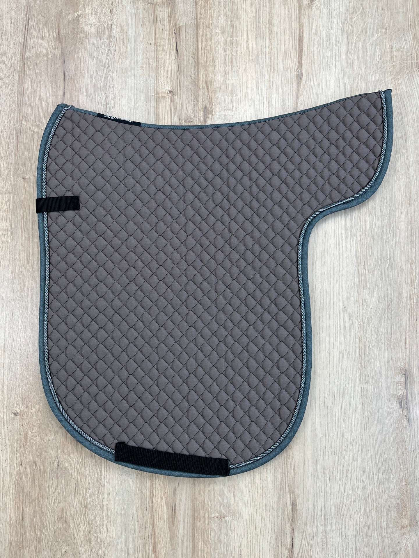 IMG_4017 Satteldecke Island schlamm Kordel anthrazit-Lurex Einfass anthrazit melange