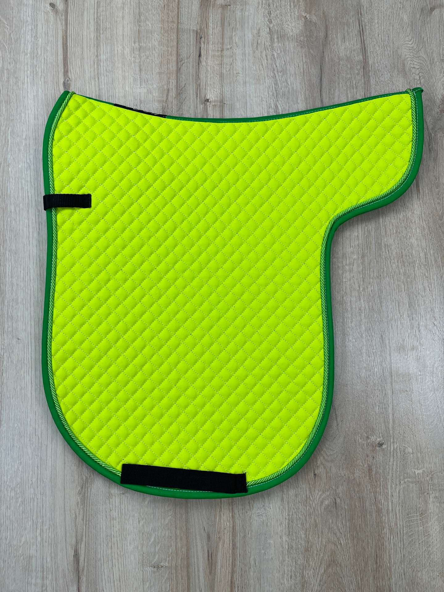 Satteldecke Island apfelgrün, Kordel apfelgrün, Einfass grün