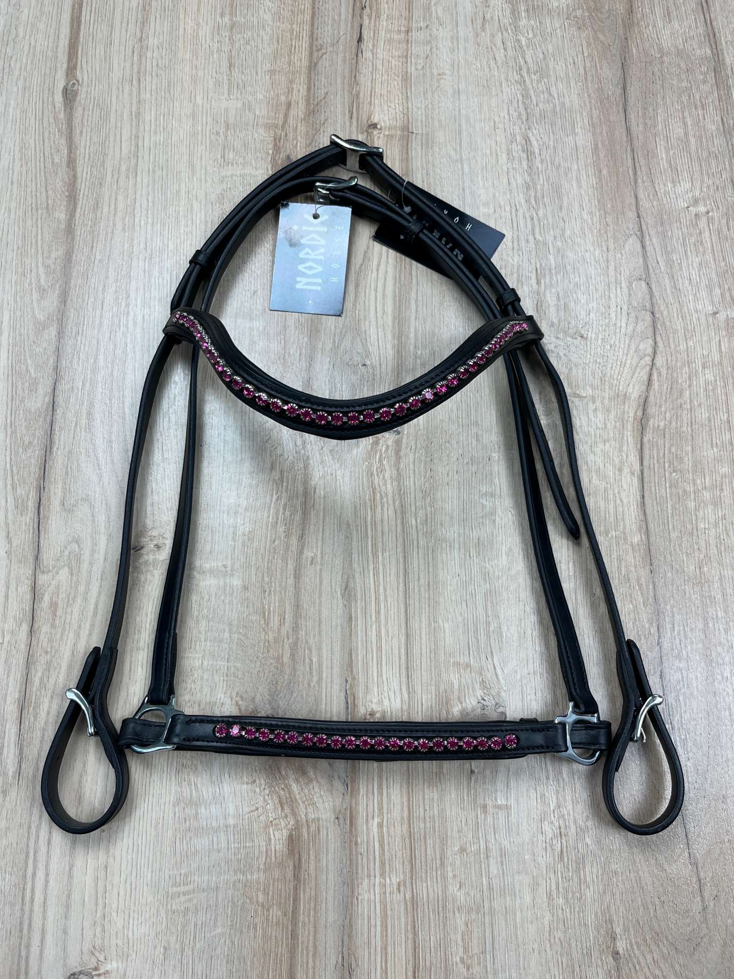 IMG_4137 Nordic Horse Trense komplett dunkelpink, hann. Reithalfter