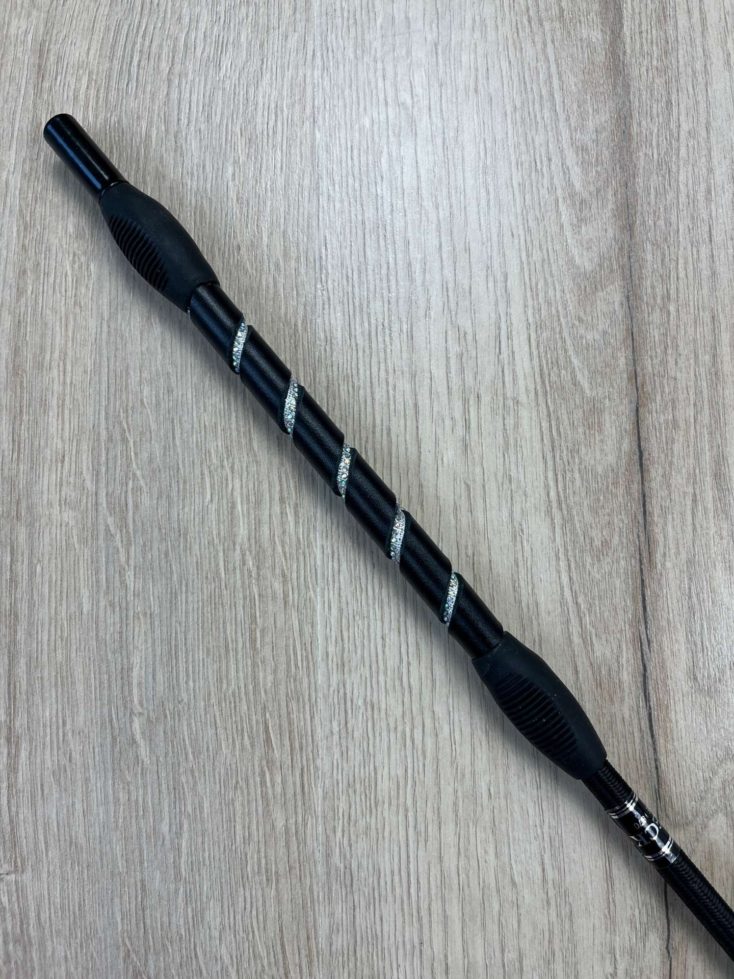 Fleck Balance Gerte Ledergriff schwarz mit Glitzersteinen