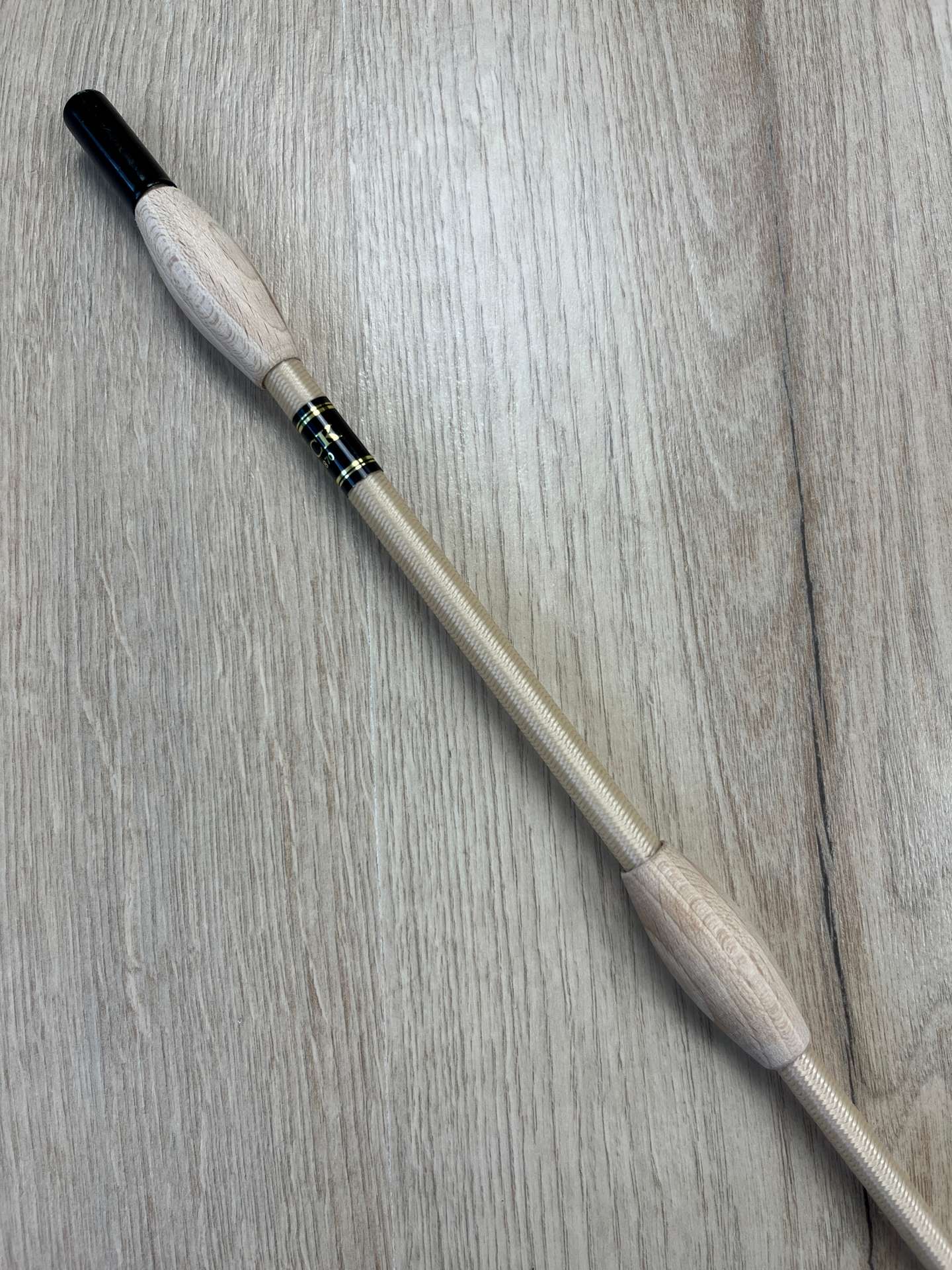 Fleck Balance Gerte beige mit Naturholzknubbeln