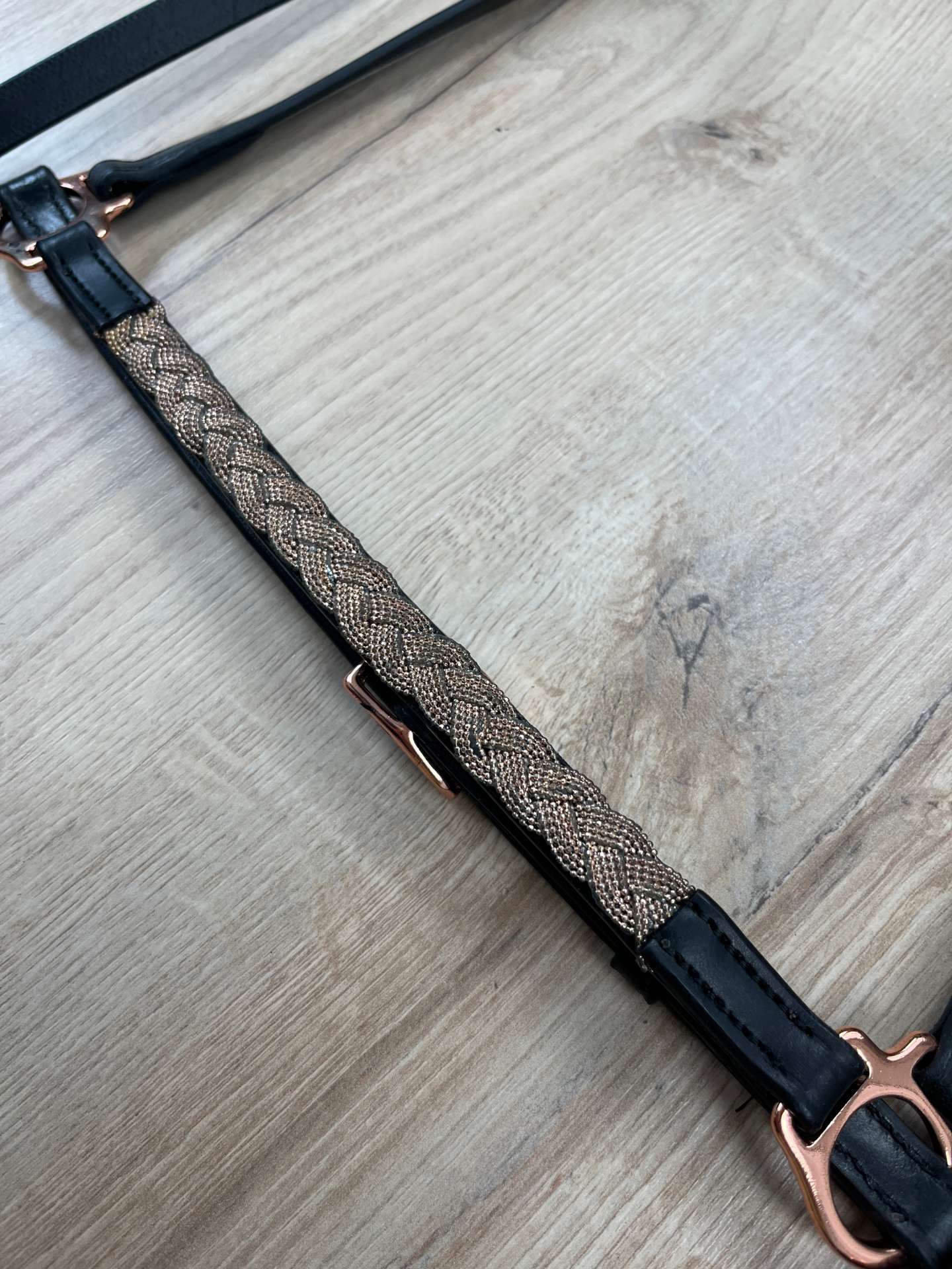 IMG_4331 Nordic Horse Trense komplett roségold geflochten hann. Reithalfter