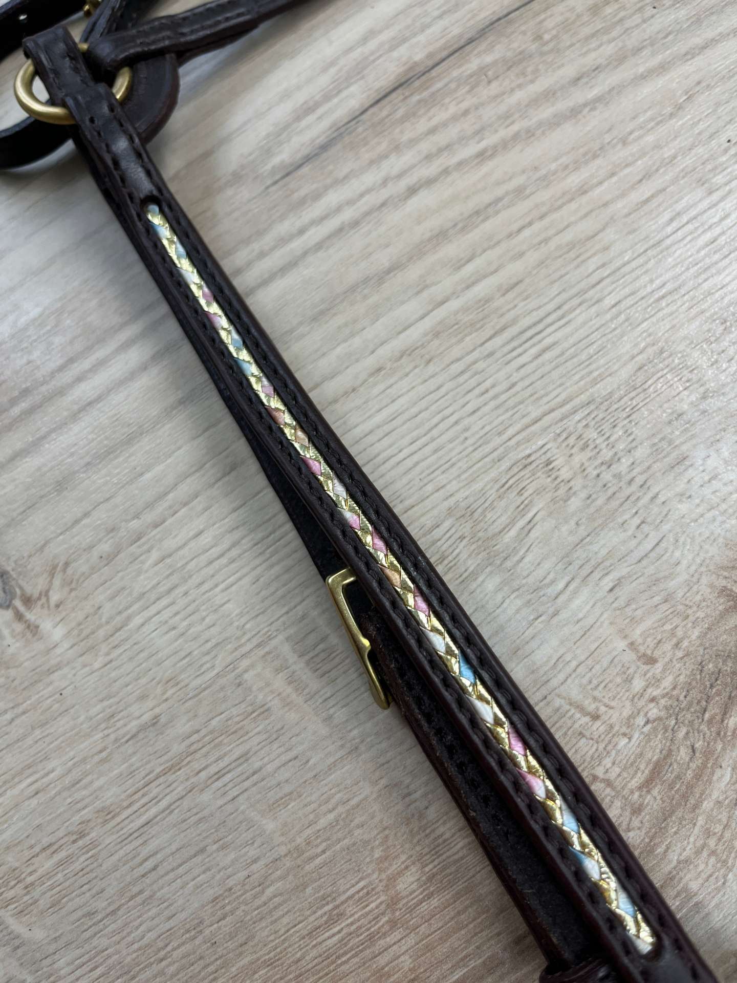 Nordic Horse Trense braun, zierlich pastell geflochten hann. Reithalfter