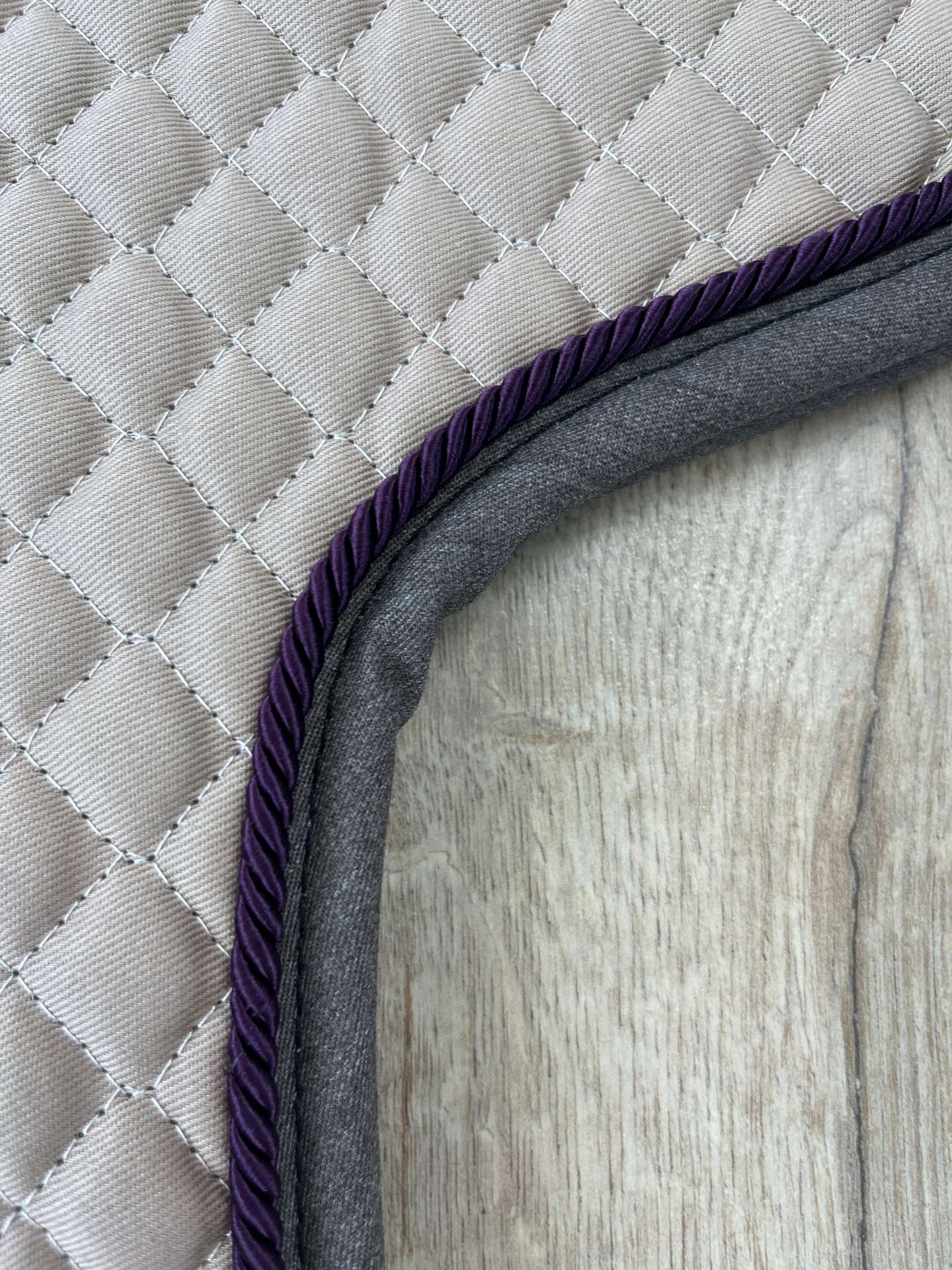 IMG_4535 Satteldecke Island sand Kordel brombeer Einfass schlamm-melange