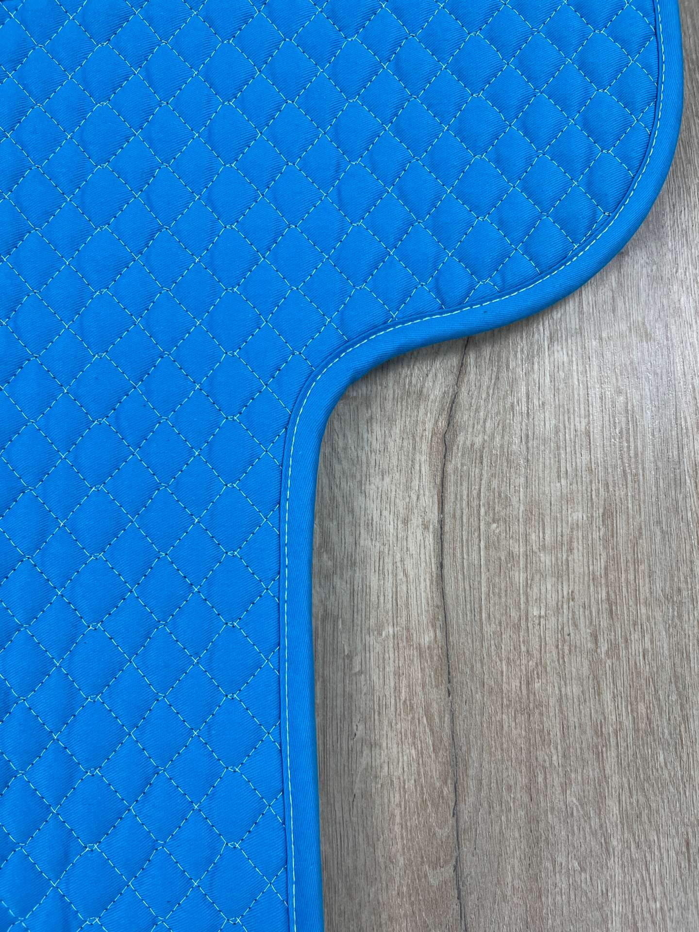 Satteldecke Island einfarbig kräftige Farben