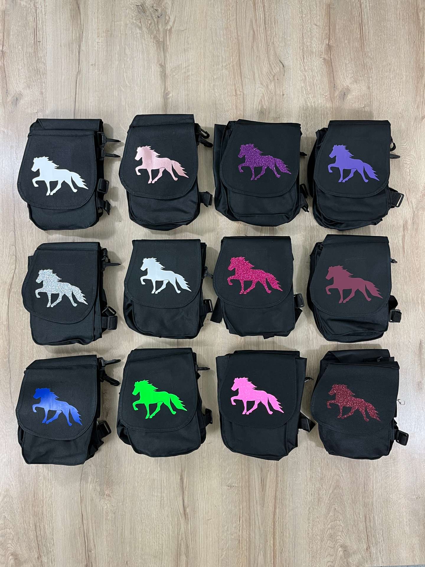 Vorderpacktasche doppelt mit farbigem Islandpferd