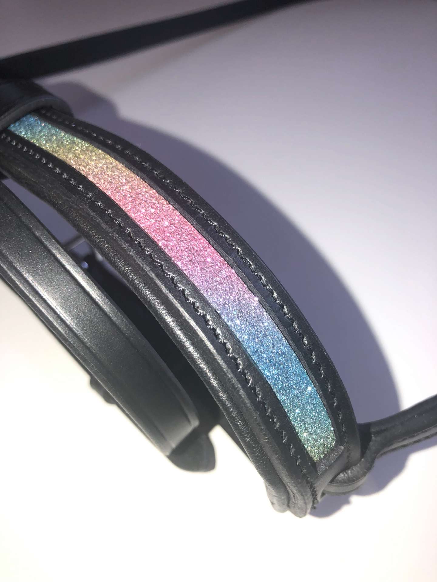 Nordic Horse engl. kombiniertes Reithalfter schwarz mit Regenbogen Glitter