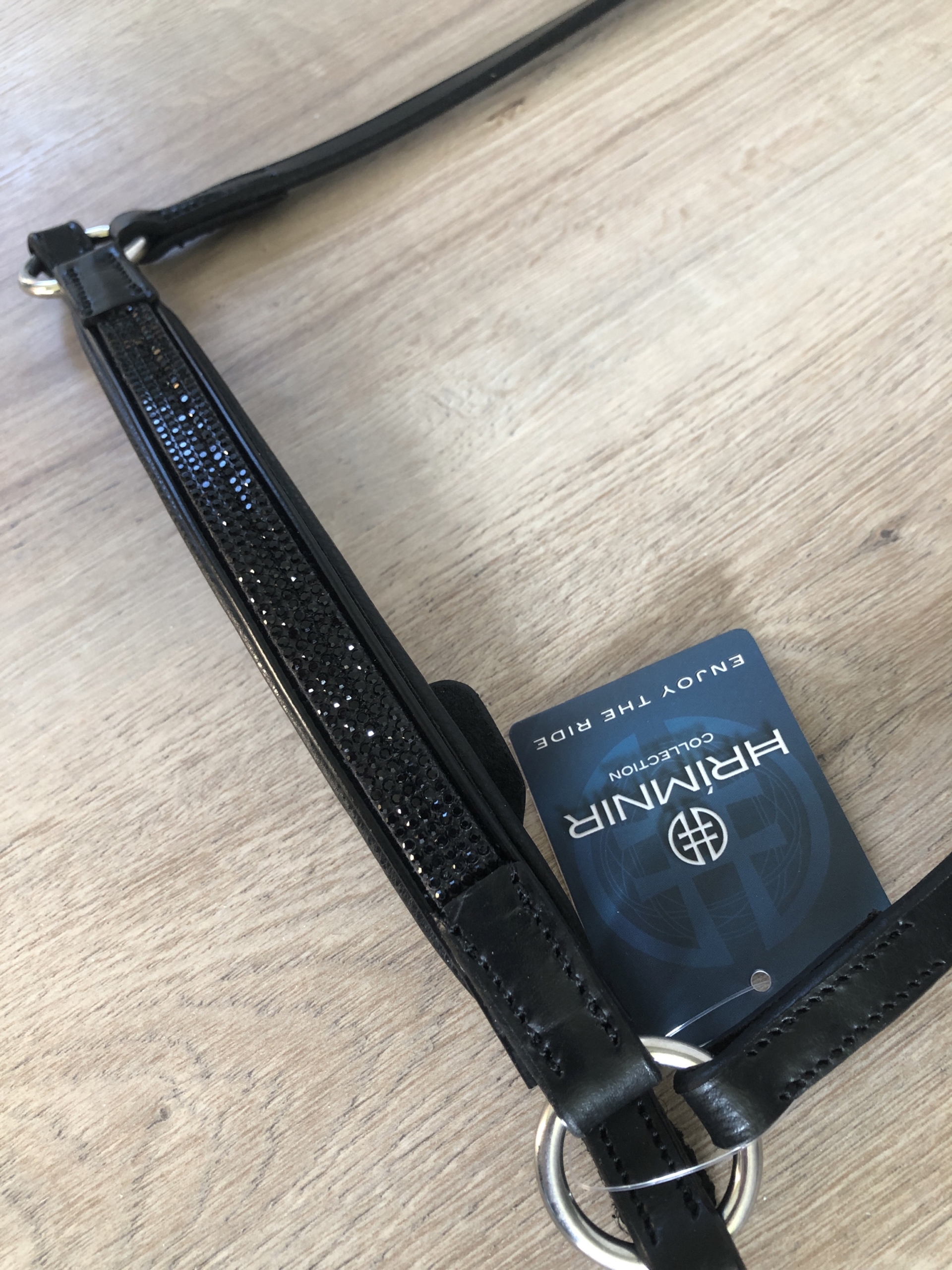 Hrímnír hann. Reithalfter „Lava“